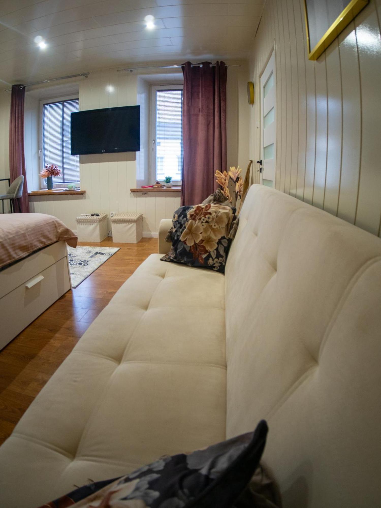 Apartament Classic Comfort Aleja Nmp 8 - Free Parking Czestochowa Bagian luar foto