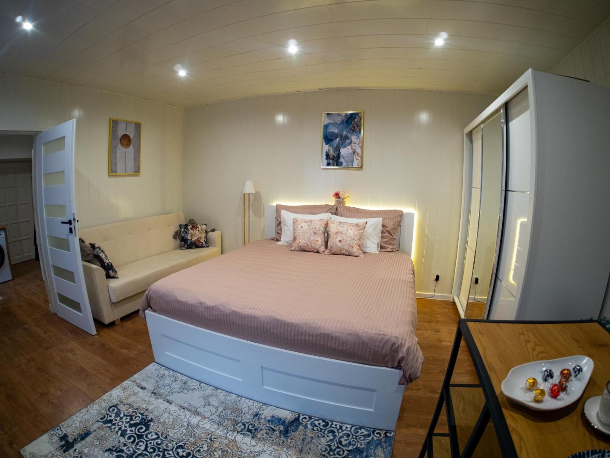 Apartament Classic Comfort Aleja Nmp 8 - Free Parking Czestochowa Bagian luar foto