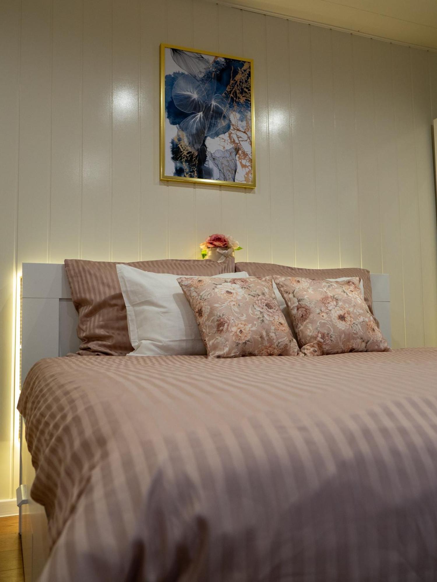 Apartament Classic Comfort Aleja Nmp 8 - Free Parking Czestochowa Bagian luar foto
