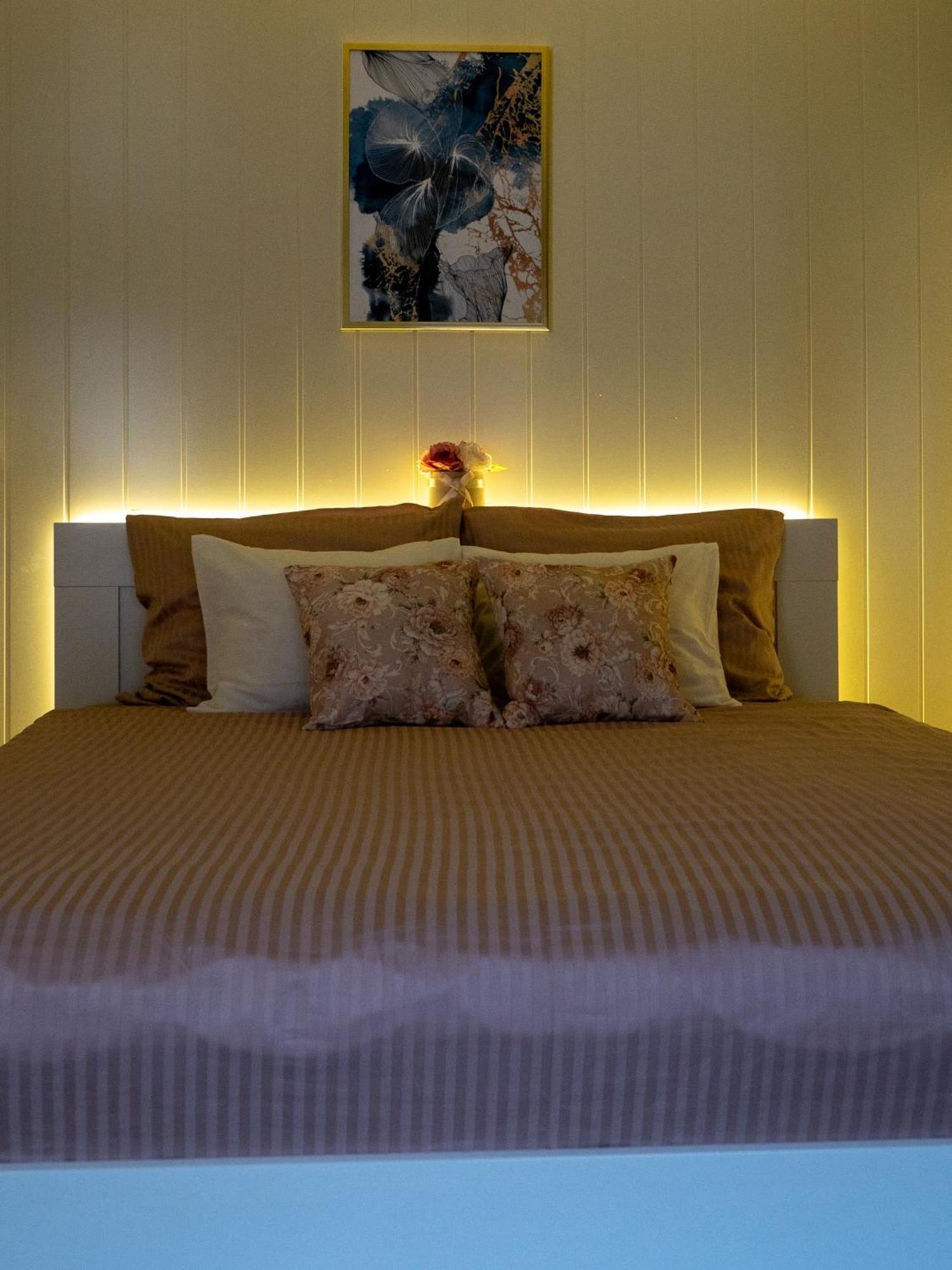 Apartament Classic Comfort Aleja Nmp 8 - Free Parking Czestochowa Bagian luar foto