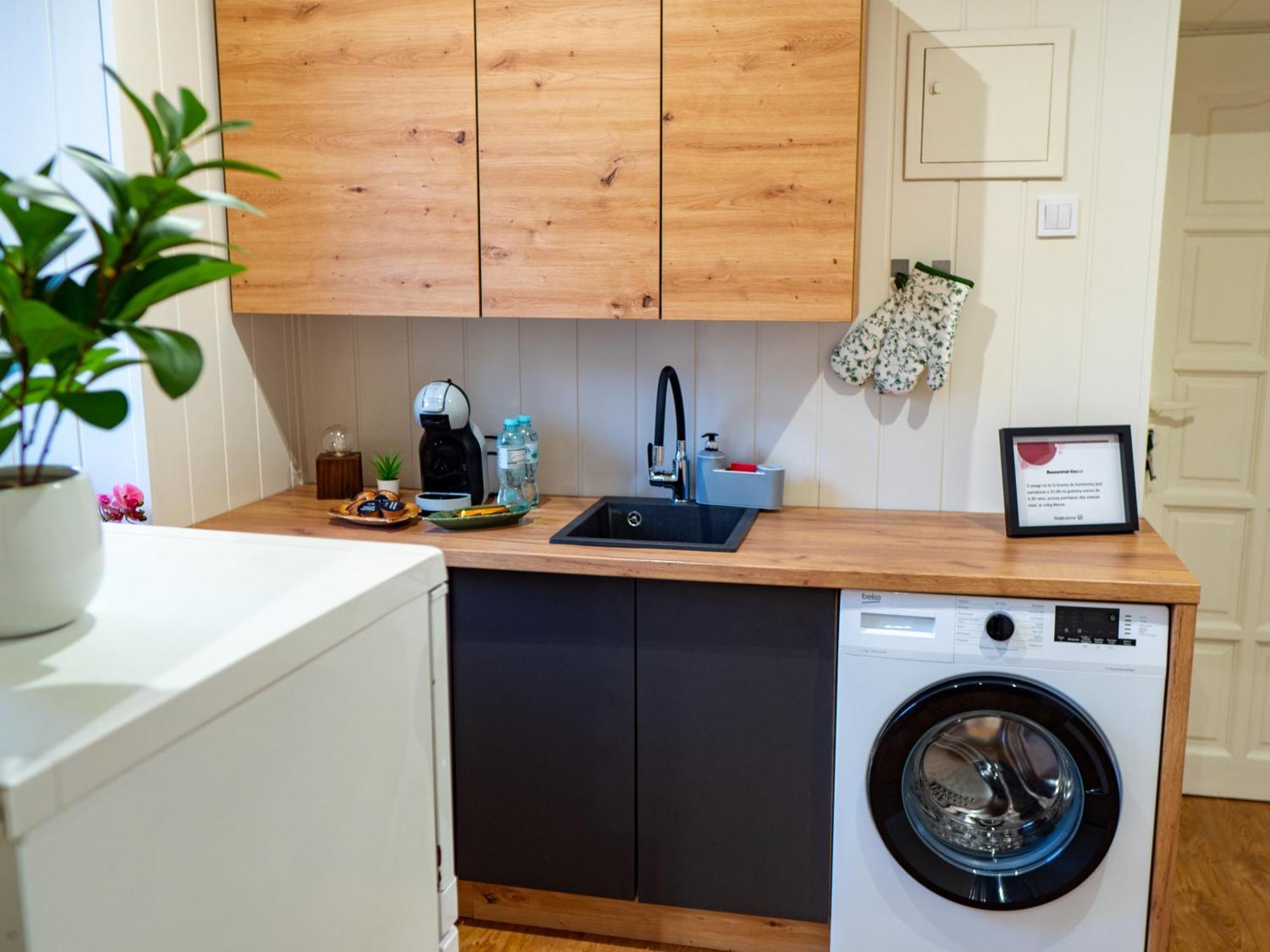 Apartament Classic Comfort Aleja Nmp 8 - Free Parking Czestochowa Bagian luar foto
